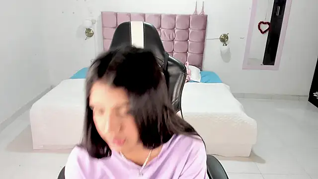Ivy 16 online show from January 11, 12:07 pm