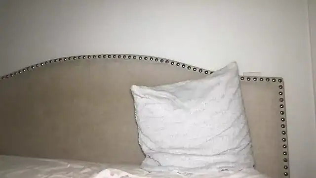 Snapshot of xoxcatt chatting on December 16, 7:26 am xoxcatt online show from December 16, 7:26 am