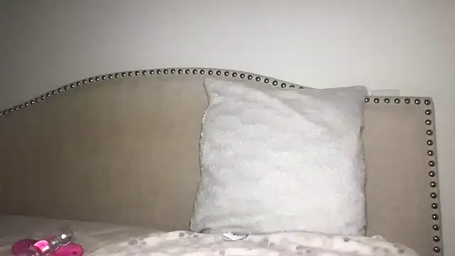 Snapshot of xoxcatt chatting on February 12, 4:23 am xoxcatt online show from February 12, 4:23 am