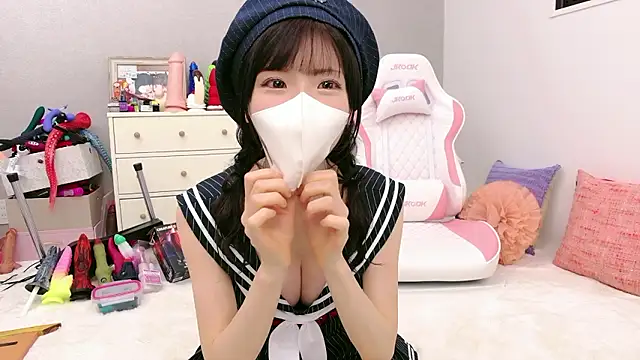 -minami- online show from May 13, 12:13 pm