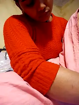 Snapshot of Hi_Radhika chatting on December 28, 3:37 am Hi Radhika online show from December 28, 3:37 am