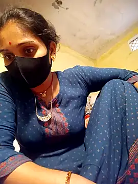 Snapshot of Hi_Radhika chatting on December 28, 8:37 am Hi Radhika online show from December 28, 8:37 am
