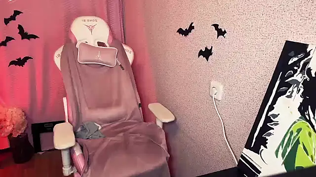 Katrin  kiss online show from October 28, 4:42 pm