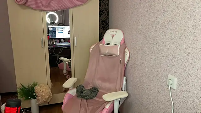 Katrin  kiss online show from November 23, 9:14 pm