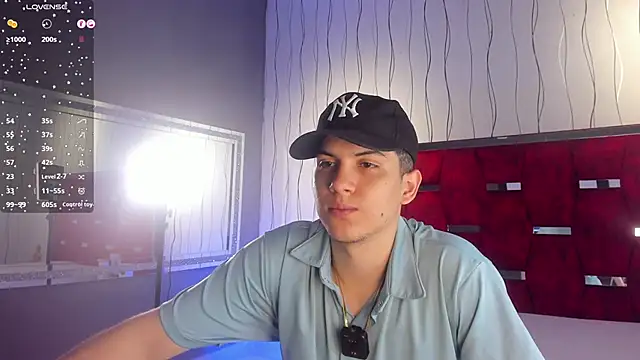 Brat  online show from October 23, 9:13 pm