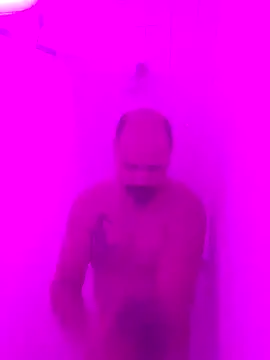 KrazyLegz online show from December 4, 2:20 am