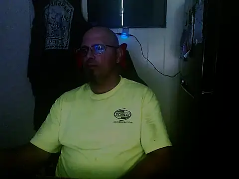 KrazyLegz online show from September 10, 12:43 am