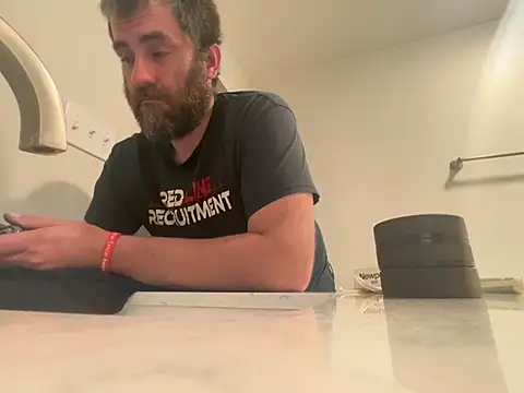 bigJohnson223 online show from March 19, 5:33 am