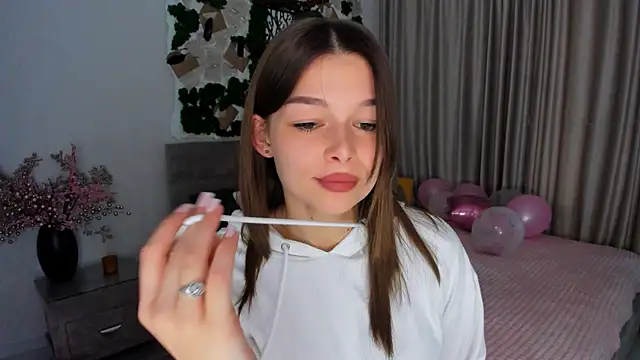 ContinentOfTranquility online show from February 23, 5:56 am