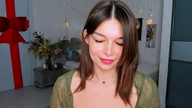 ContinentOfTranquility online show from February 25, 1:09 am