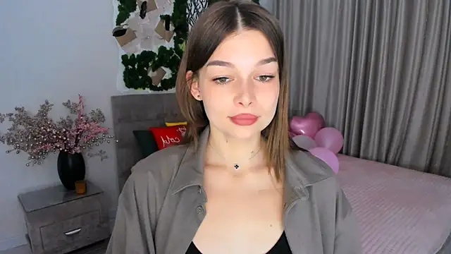 ContinentOfTranquility online show from March 5, 8:43 am