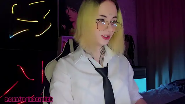 snake  bites online show from September 29, 9:52 pm