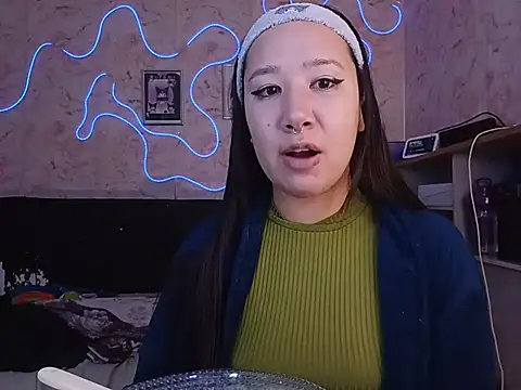 Japabaixinha online show from June 19, 5:23 am