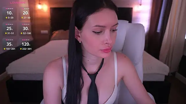Snapshot of MilaSecrett chatting on September 12, 1:00 pm MilaSecrett online show from September 12, 1:00 pm