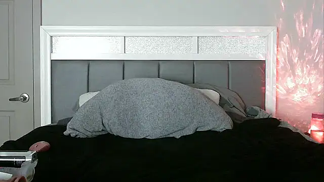 jazzys w0rld online show from February 14, 9:03 am