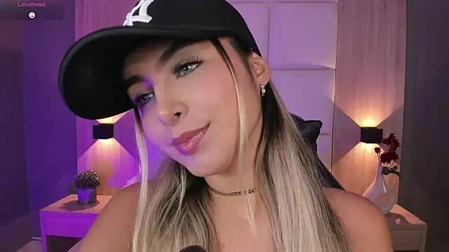 bella1207 online show from September 20, 7:48 pm