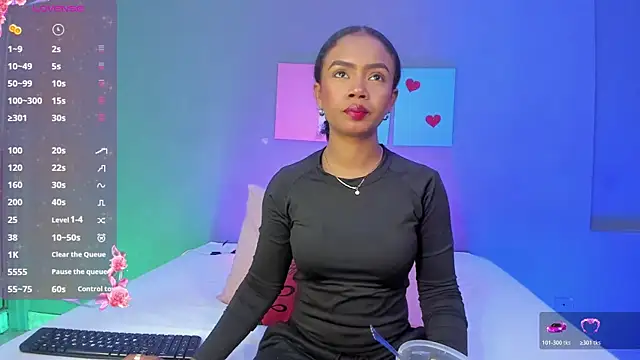 EmmaSmith06 online show from November 6, 5:03 pm