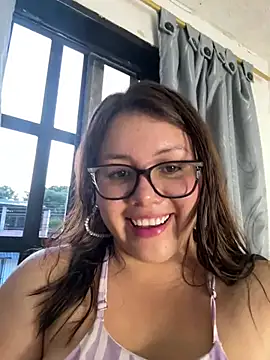 solecito 22 online show from January 12, 10:54 pm