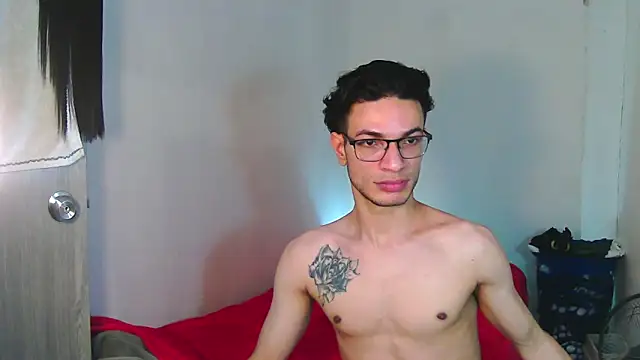 Snapshot of roberth_eduard2 chatting on February 18, 10:11 am roberth eduard2 online show from February 18, 10:11 am