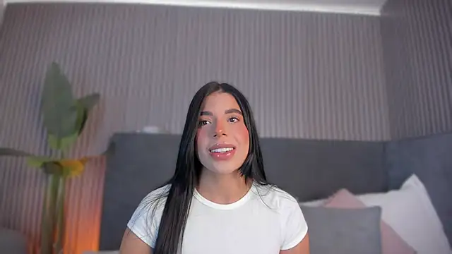 emelie 89 online show from May 9, 12:32 pm