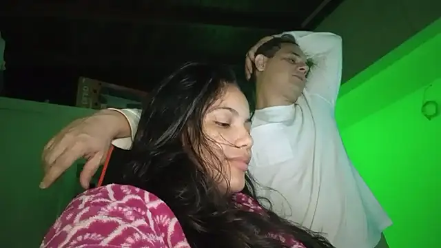 Snapshot of bombomepimenta chatting on November 13, 3:16 am bombomepimenta online show from November 13, 3:16 am