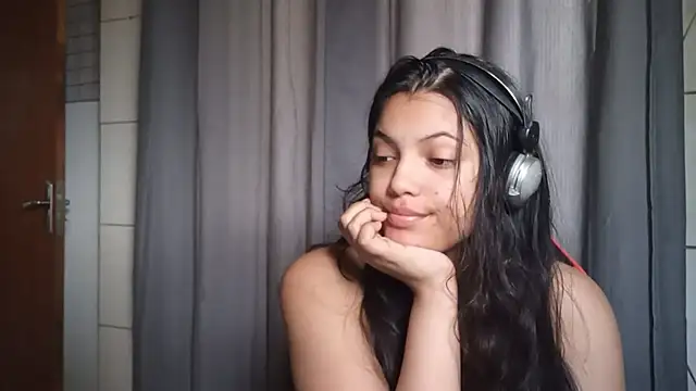 Snapshot of bombomepimenta chatting on November 16, 10:54 am bombomepimenta online show from November 16, 10:54 am