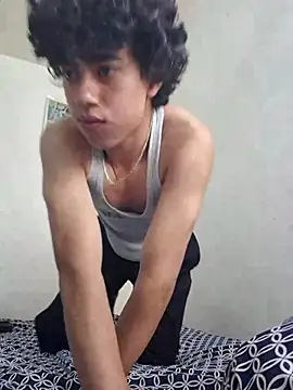 Isaac Nw online show from March 5, 8:21 pm