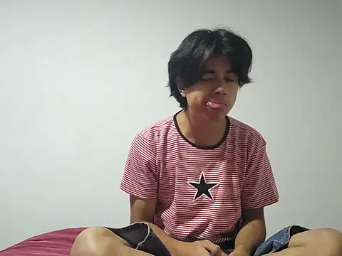 Isaac Nw online show from April 12, 3:44 am