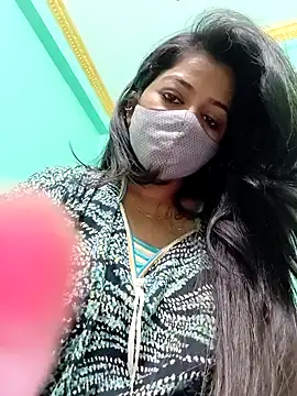 Monalisa Singh online show from December 7, 6:15 pm