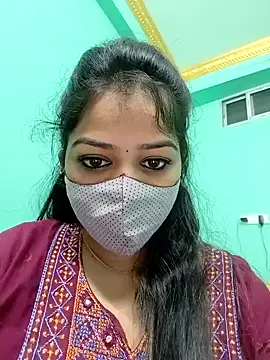 Monalisa Singh online show from December 9, 4:58 pm