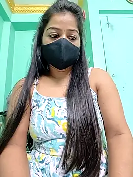 Monalisa Singh online show from October 21, 6:30 pm