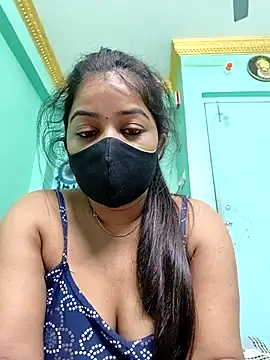 Snapshot of Monalisa_Singh chatting on February 19, 7:32 pm Monalisa Singh online show from February 19, 7:32 pm