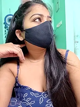Snapshot of Monalisa_Singh chatting on April 9, 6:41 am Monalisa Singh online show from April 9, 6:41 am