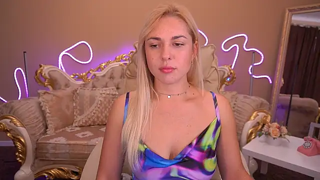 ArishkaLulu online show from October 2, 5:58 am