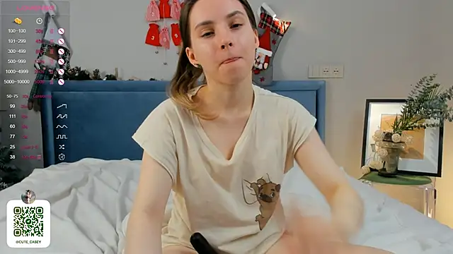 DonnaBurkee online show from January 12, 7:10 pm
