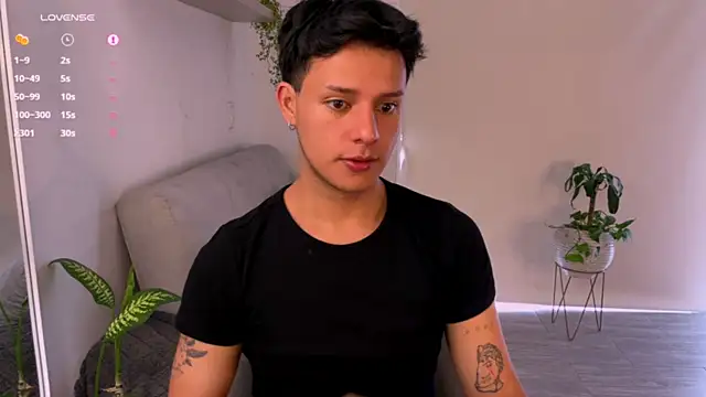 Alexxblue online show from October 18, 5:14 pm