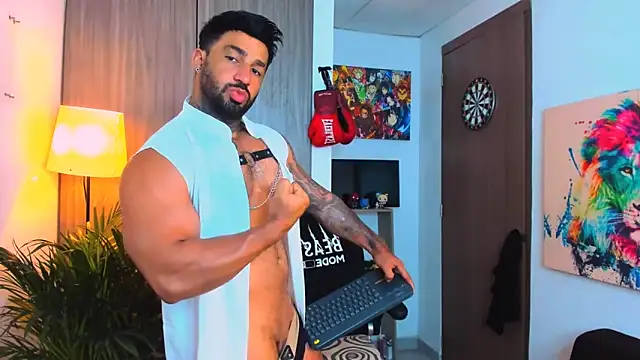 Snapshot of naugthy_dominant chatting on October 13, 1:22 pm naugthy dominant online show from October 13, 1:22 pm