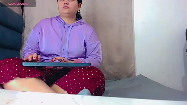 brunnette hot online show from January 9, 10:29 am