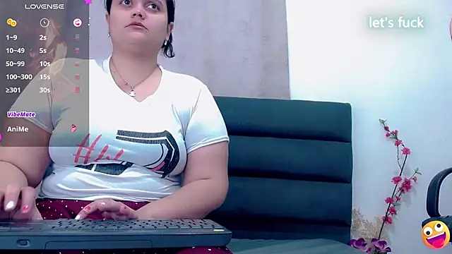 brunnette hot online show from February 20, 11:11 am