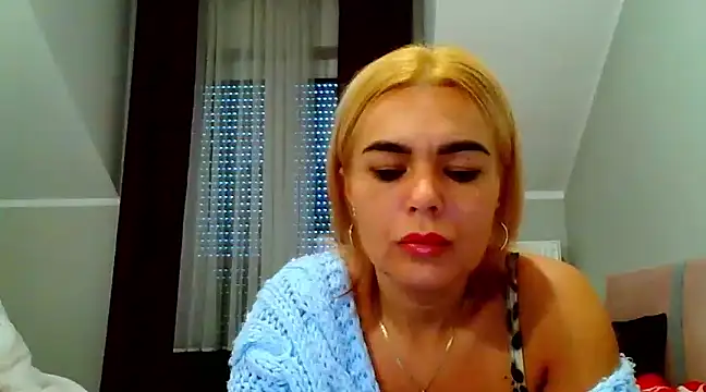 DESIREjenny online show from December 12, 8:36 am