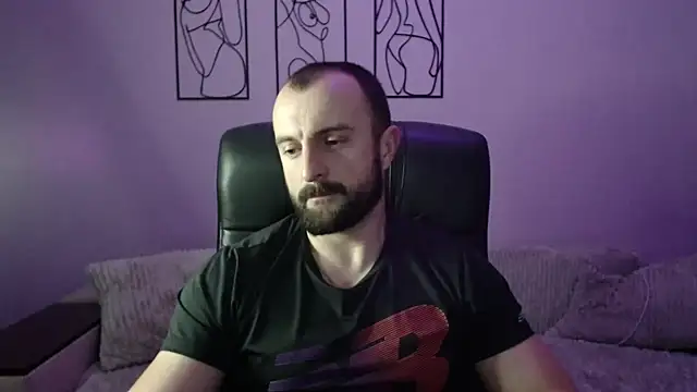 brindlefly6969 online show from November 13, 2:49 pm