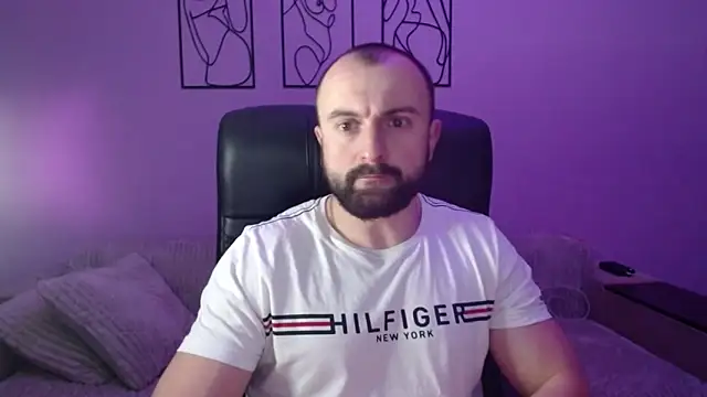 brindlefly6969 online show from February 5, 3:05 pm