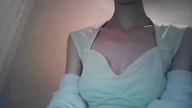 ElizaSwon online show from September 11, 4:18 pm