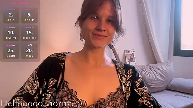 Snapshot of Your_Hand_In_mine chatting on May 15, 6:48 pm Your Hand In mine online show from May 15, 6:48 pm