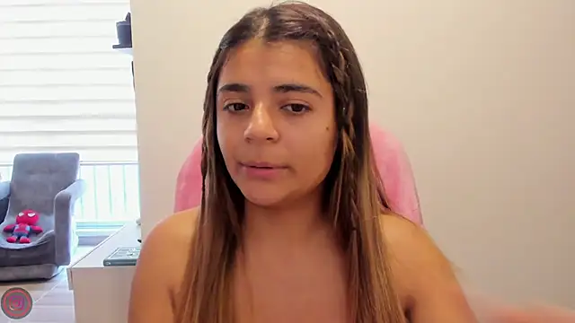 pamell col online show from February 10, 9:30 pm