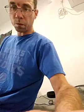 Snapshot of Iliketocooksquirt25 chatting on October 27, 5:55 am Iliketocooksquirt25 online show from October 27, 5:55 am