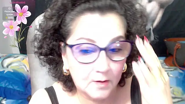 cataleya mom online show from February 18, 1:21 am