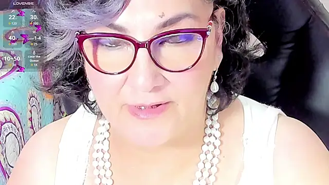 Snapshot of cataleya_mom chatting on September 20, 3:24 pm cataleya mom online show from September 20, 3:24 pm