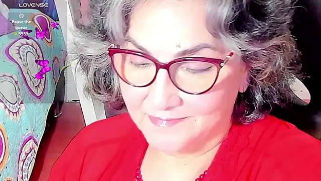 Snapshot of cataleya_mom chatting on October 17, 8:44 pm cataleya mom online show from October 17, 8:44 pm