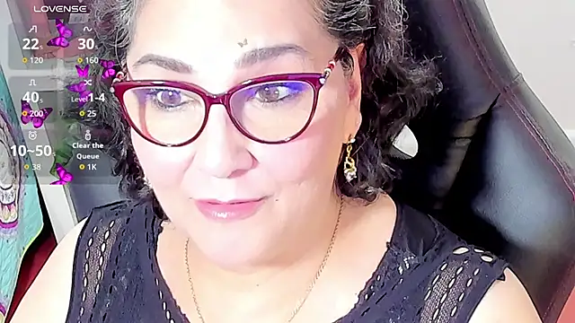 Snapshot of cataleya_mom chatting on October 19, 4:13 am cataleya mom online show from October 19, 4:13 am